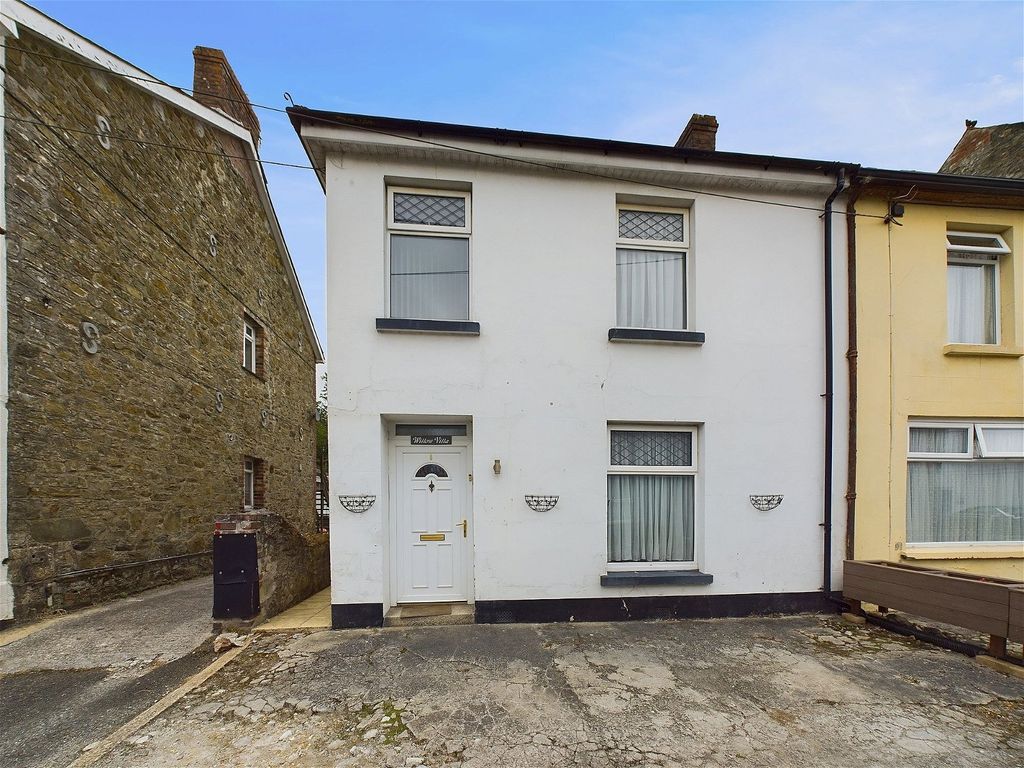 4 bed semidetached house for sale in Station Road, St Blazey PL24, £