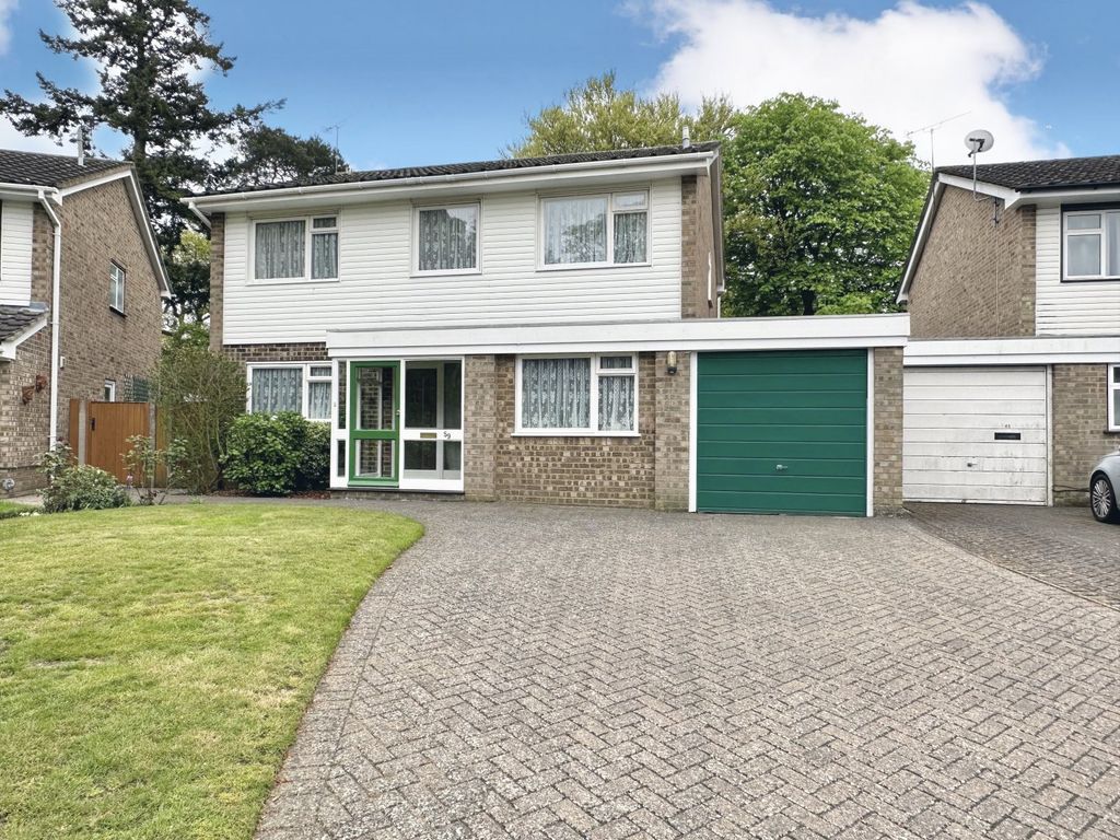 4 bed detached house for sale in York Road, Camberley, Surrey GU15 Zoopla
