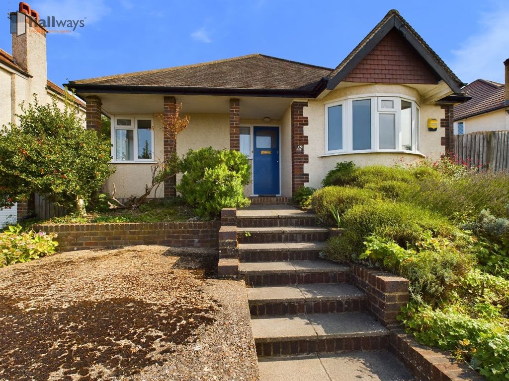 2 bed bungalow for sale in Court Farm Road, Warlingham CR6, £475,000