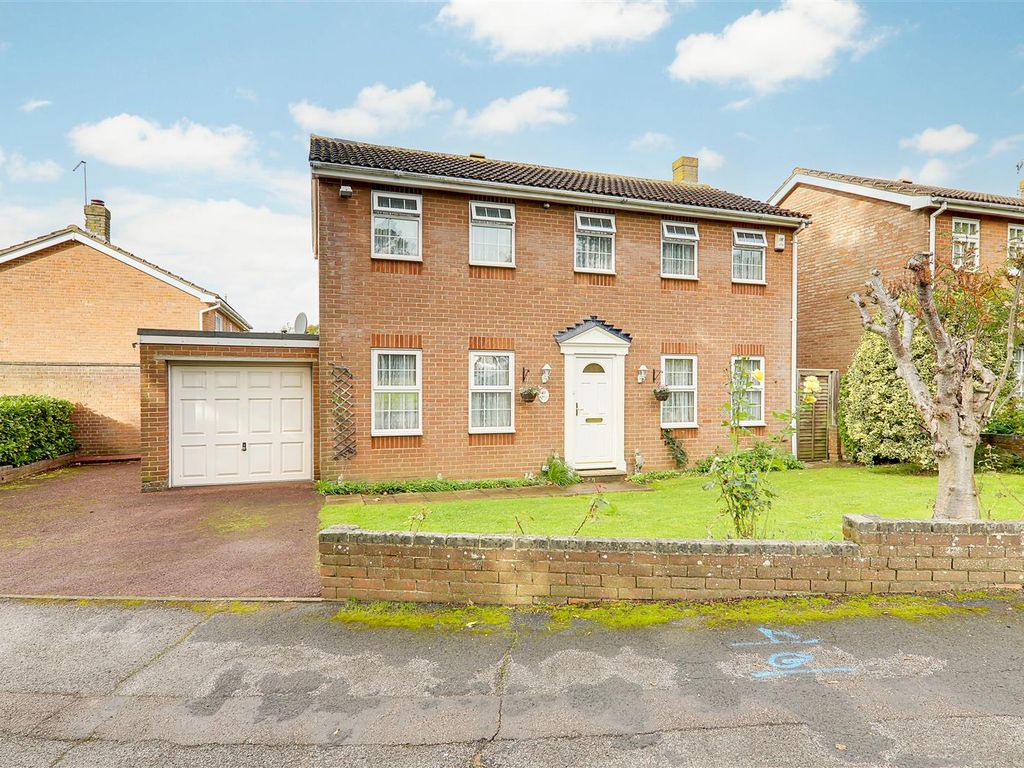 4 bed detached house for sale in Hurston Close, Findon Valley, Worthing