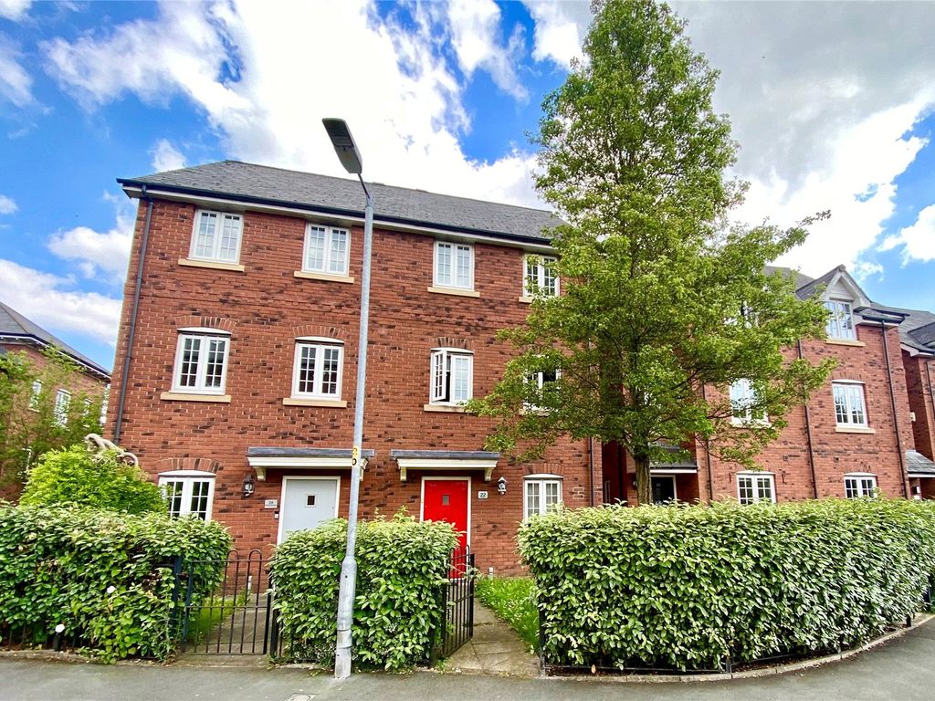 4 bed town house for sale in Irwell Place, Radcliffe, Manchester