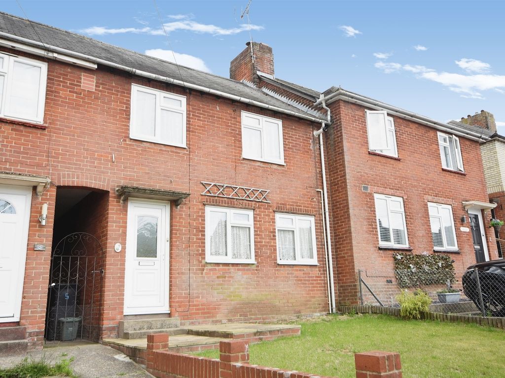 3 bed terraced house for sale in Ramsey Road, Halstead CO9, £285,000