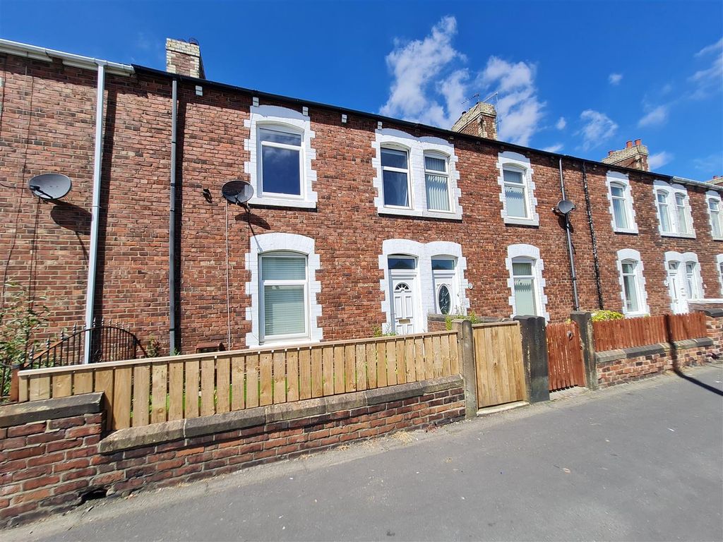 3 bed property to rent in South View, Annfield Plain, Stanley DH9, £625