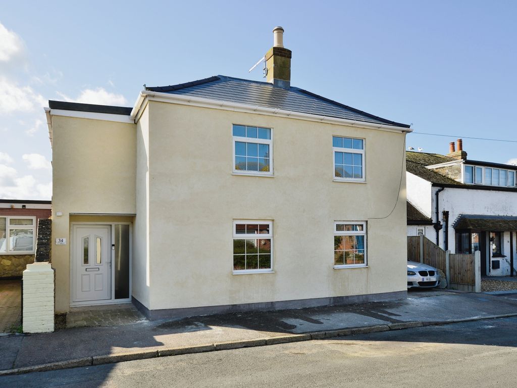 5 bed detached house for sale in Augustine Road, Ramsgate CT12, £