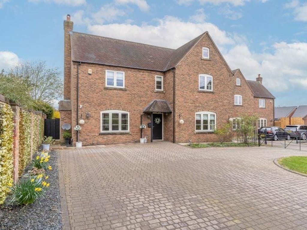 6 bed detached house for sale in Arleston Manor Mews, Telford TF1, £
