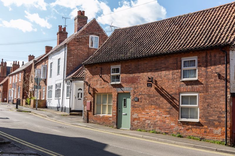 3 bed detached house for sale in Station Road, Ollerton, Newark NG22, £249,950 Zoopla