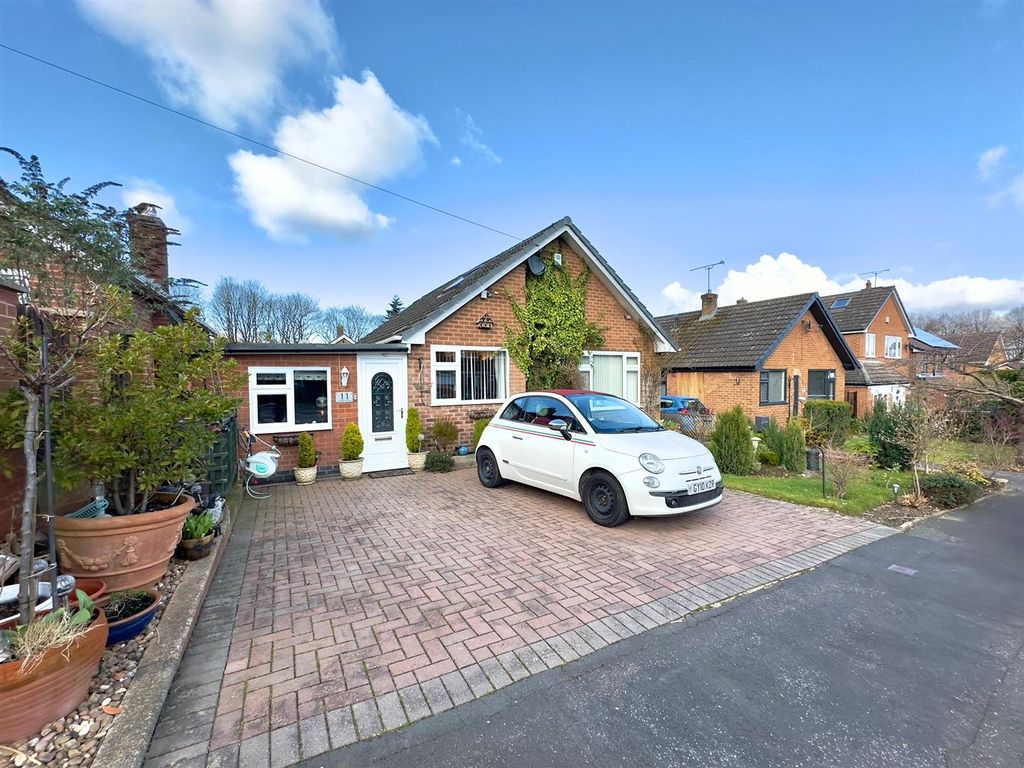 2 bed detached bungalow for sale in Cooke Close, Old Tupton