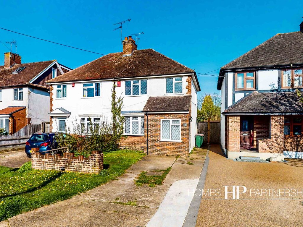 3 bed semidetached house for sale in North Road, Crawley RH10 Zoopla