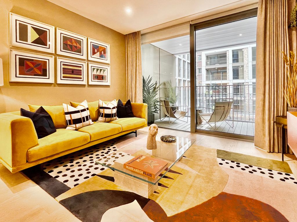 1 bed flat to rent in Bowden House, London, Surrey SW11, £3,200 pcm