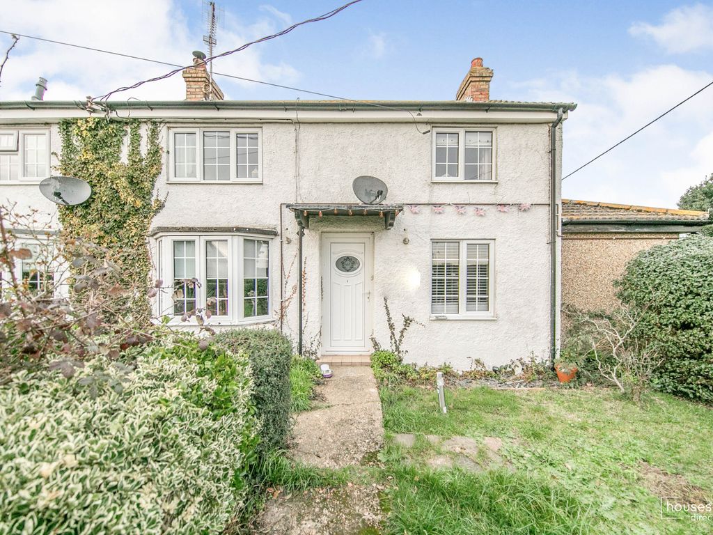 3 bed semidetached house for sale in Clacton Road St. Osyth, Clacton