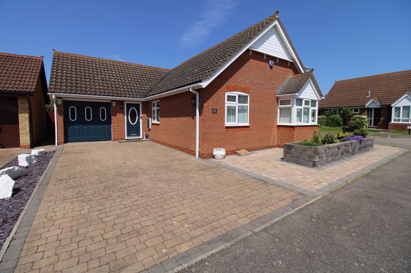3 bed detached bungalow for sale in Merlin Drive, Sandy SG19 Zoopla