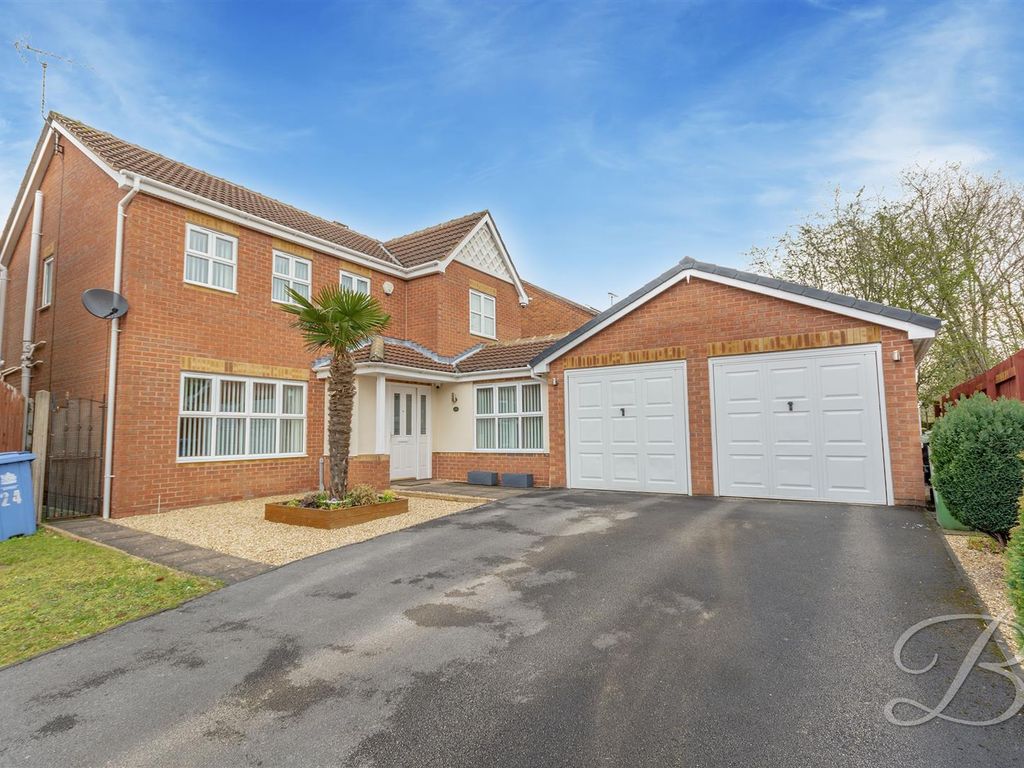 4 bed detached house for sale in Grizedale Rise, Forest Town, Mansfield