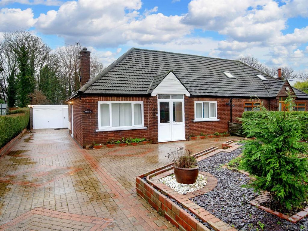 2 bed detached bungalow for sale in Britannia Road, Morley, Leeds LS27 Zoopla