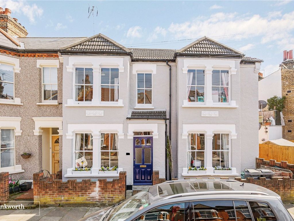 3 bed end terrace house for sale in Mafeking Avenue, Brentford TW8 Zoopla