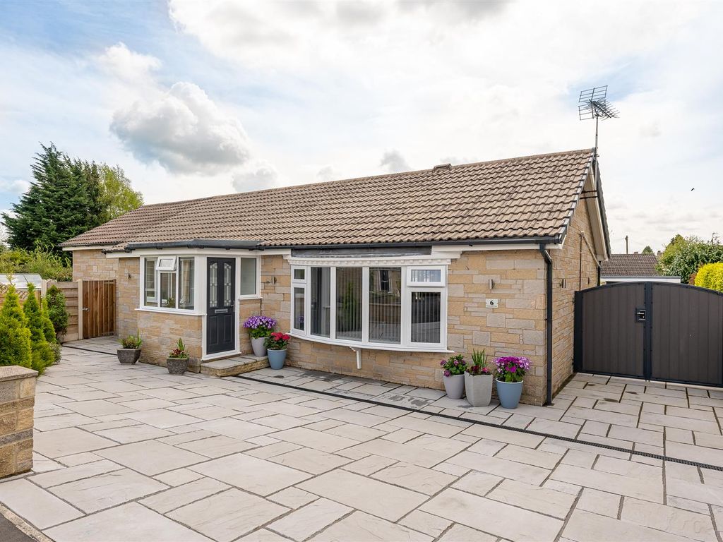 3 bed detached bungalow for sale in Rushwood Close, Haxby, York YO32
