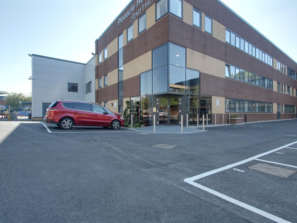 2 bed flat to rent in Home Park Mill Link, Kings Langley WD4 Zoopla