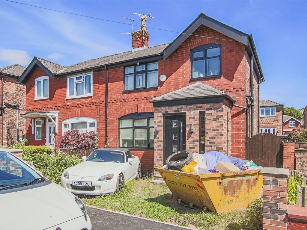 3 bed property for sale in Overlinks Drive, Salford M6 Zoopla