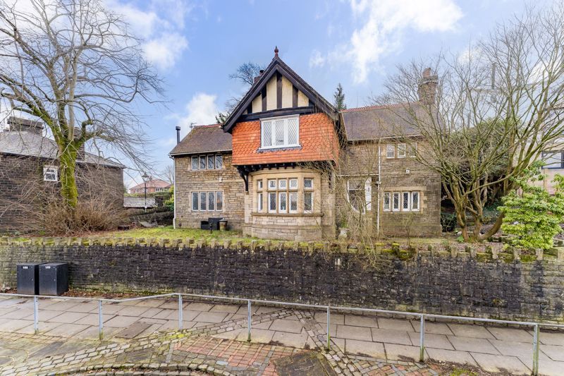 4 bed detached house for sale in Moss Bank Way, Smithills, Bolton BL1, £525,000 Zoopla