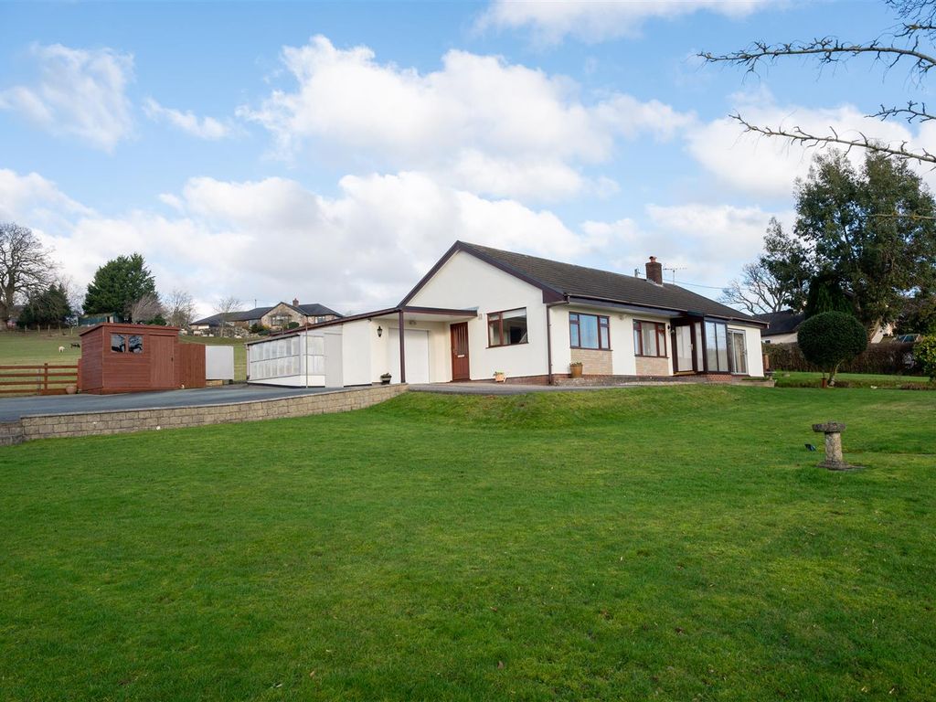 3 bed detached bungalow for sale in Llanrhaeadr Ym Mochnant, Oswestry
