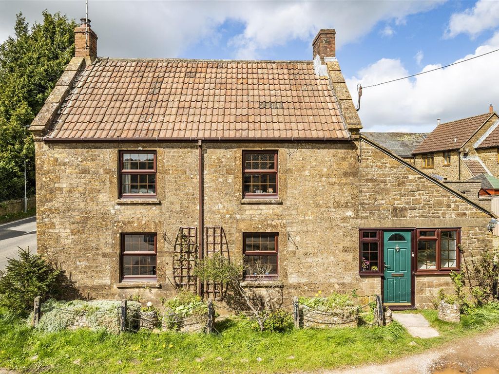 3 bed detached house for sale in Mosterton, Beaminster DT8, £360,000