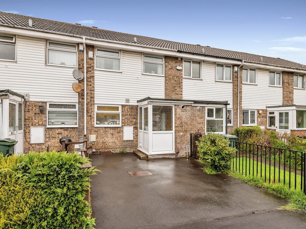 2 bed terraced house for sale in Pentland Avenue, Clayton, Bradford