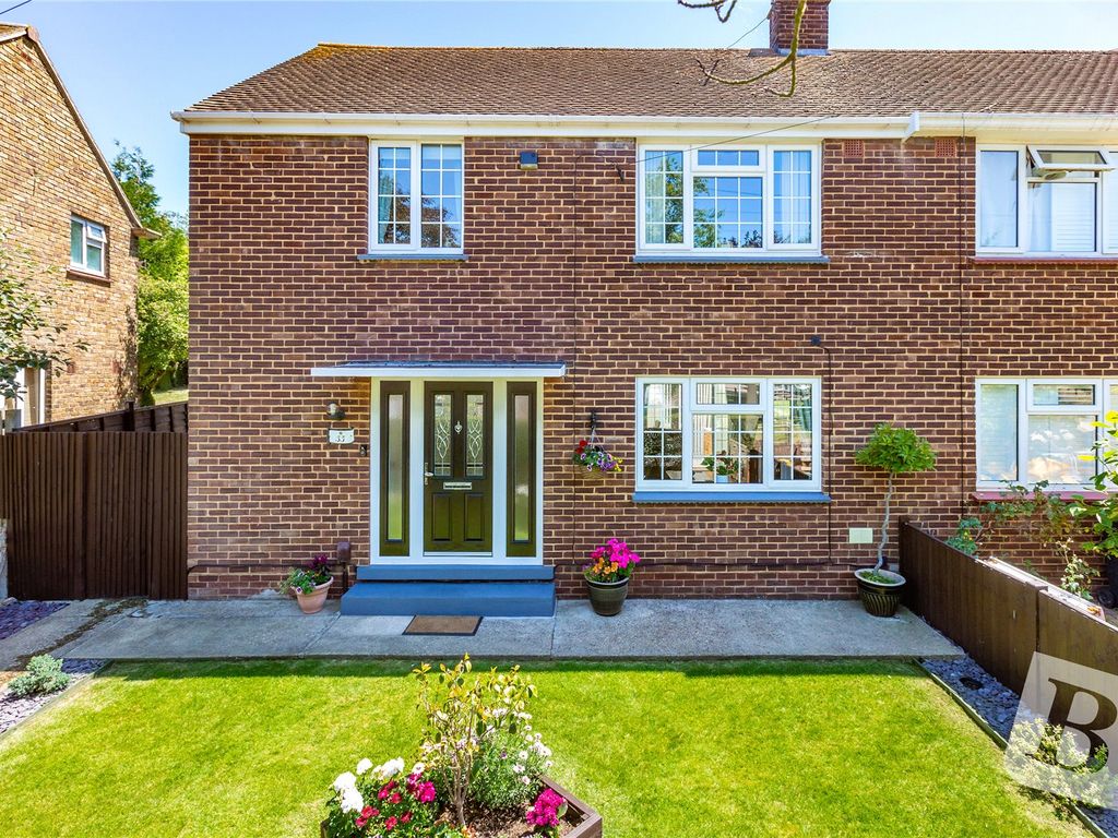 3 bed semidetached house for sale in St. Margarets Crescent, Gravesend