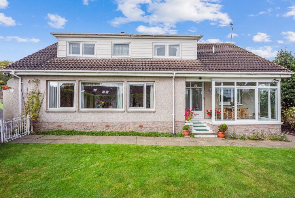 5 bed detached house for sale in Atholl Place, Dunblane, Stirlingshire