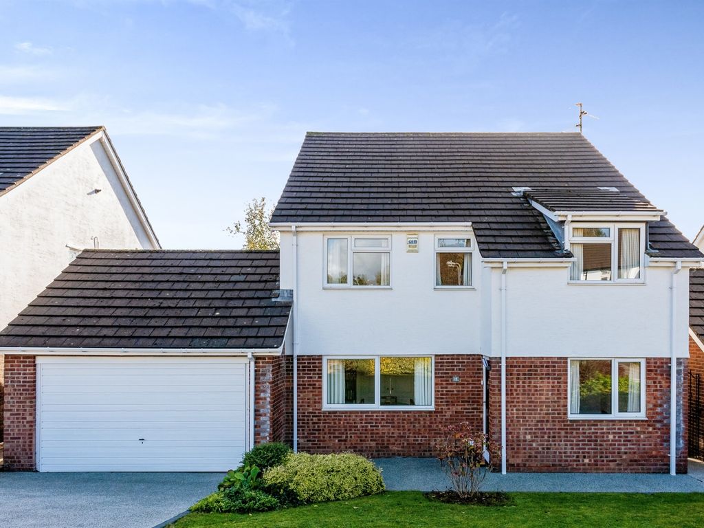 4 bed detached house for sale in Chartwell Drive, Lisvane, Cardiff CF14
