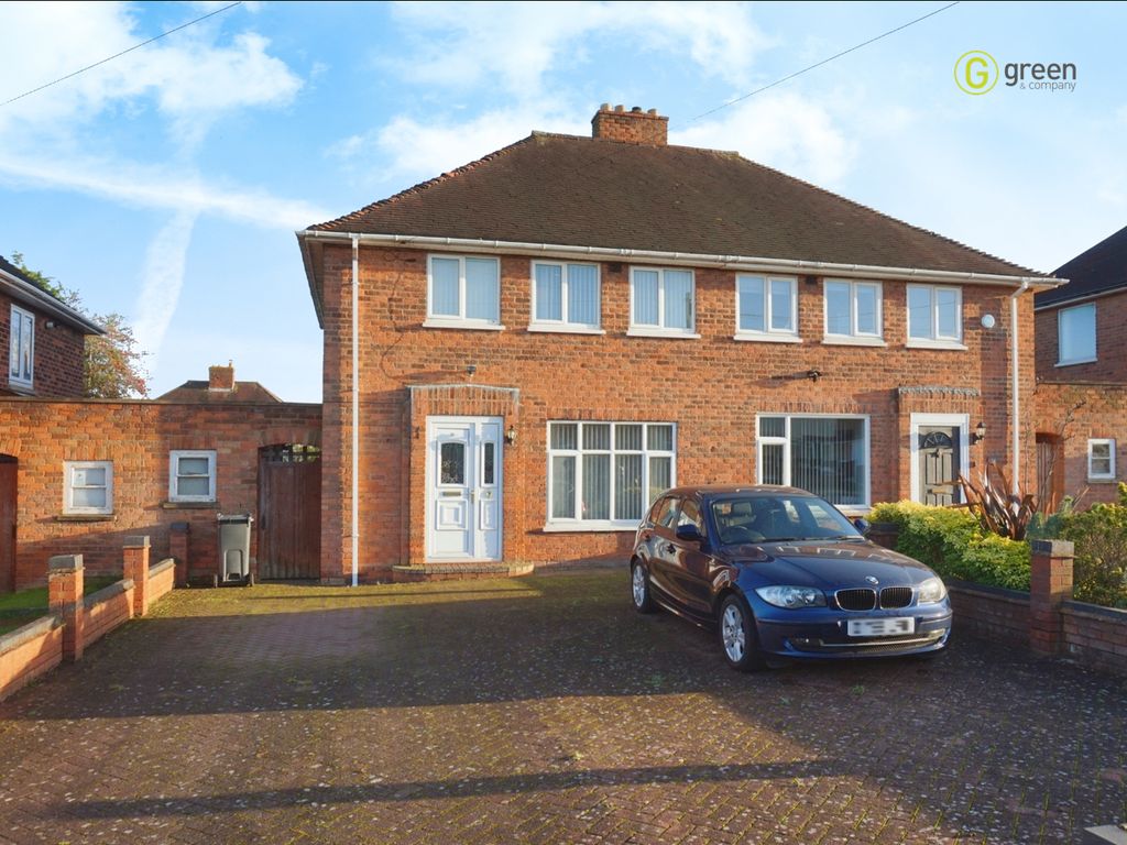 3 bed semidetached house for sale in Holbeche Road, Sutton Coldfield