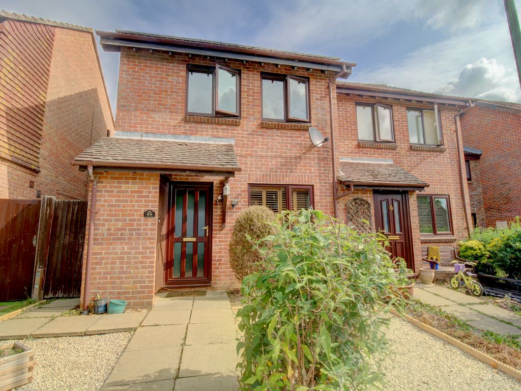 2 bed semidetached house for sale in Acorn Avenue, Cowfold, Horsham