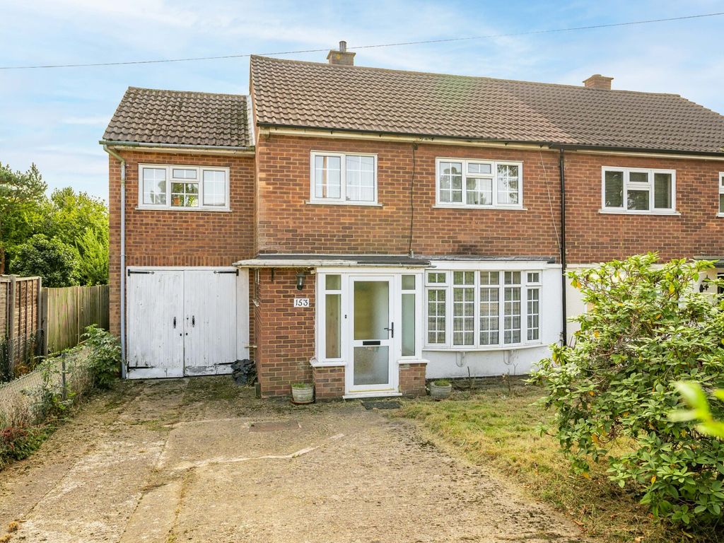 4 bed semidetached house for sale in Drakes Drive, St. Albans