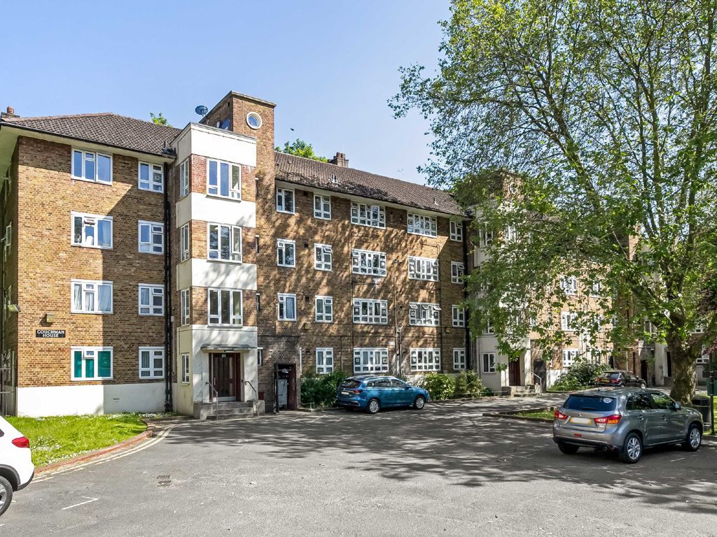 4 bed flat for sale in Oaklands Estate, London SW4 Zoopla