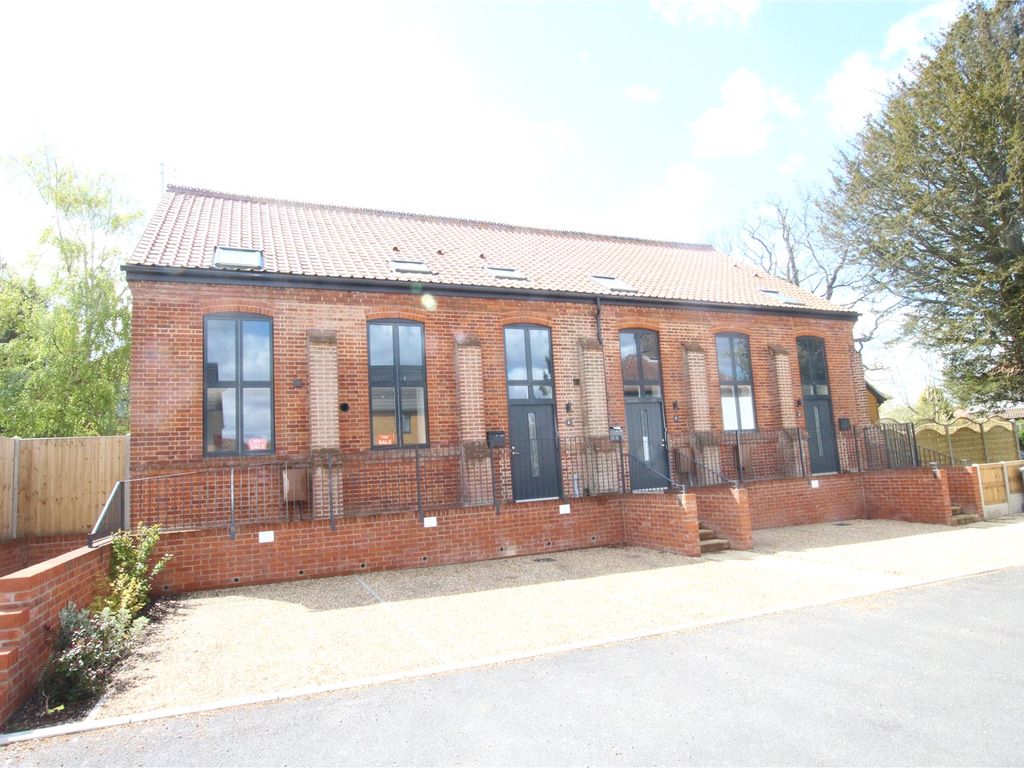 New home, 3 bed terraced house for sale in Globe Lane, Blofield