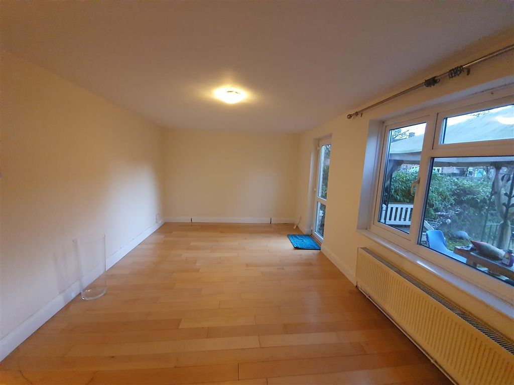 3 bed property to rent in Warrens Shawe Lane, Edgware HA8 Zoopla