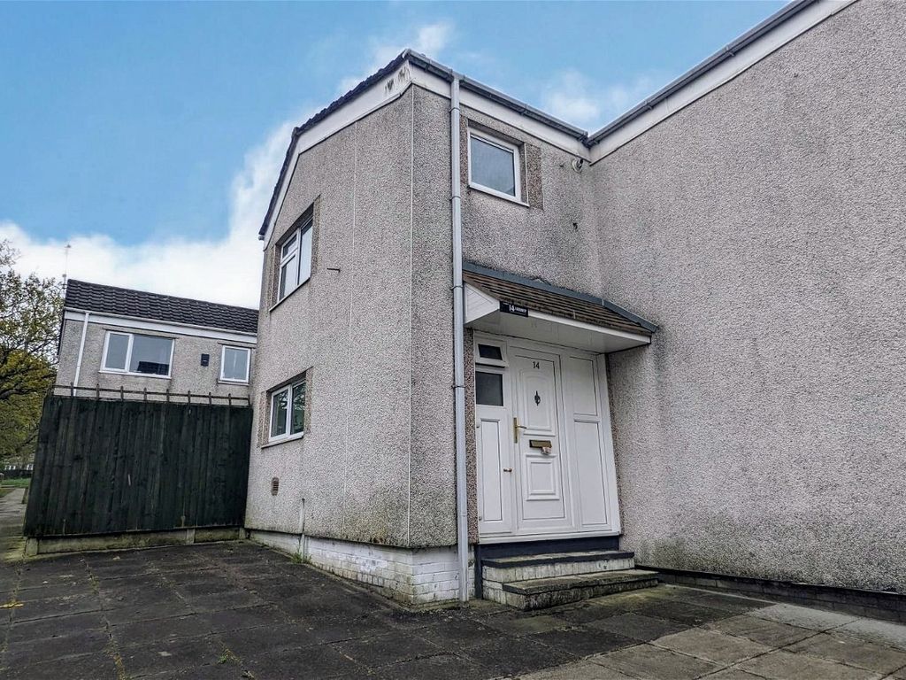 3 bed terraced house for sale in Fairhaven, Skelmersdale WN8, £95,000