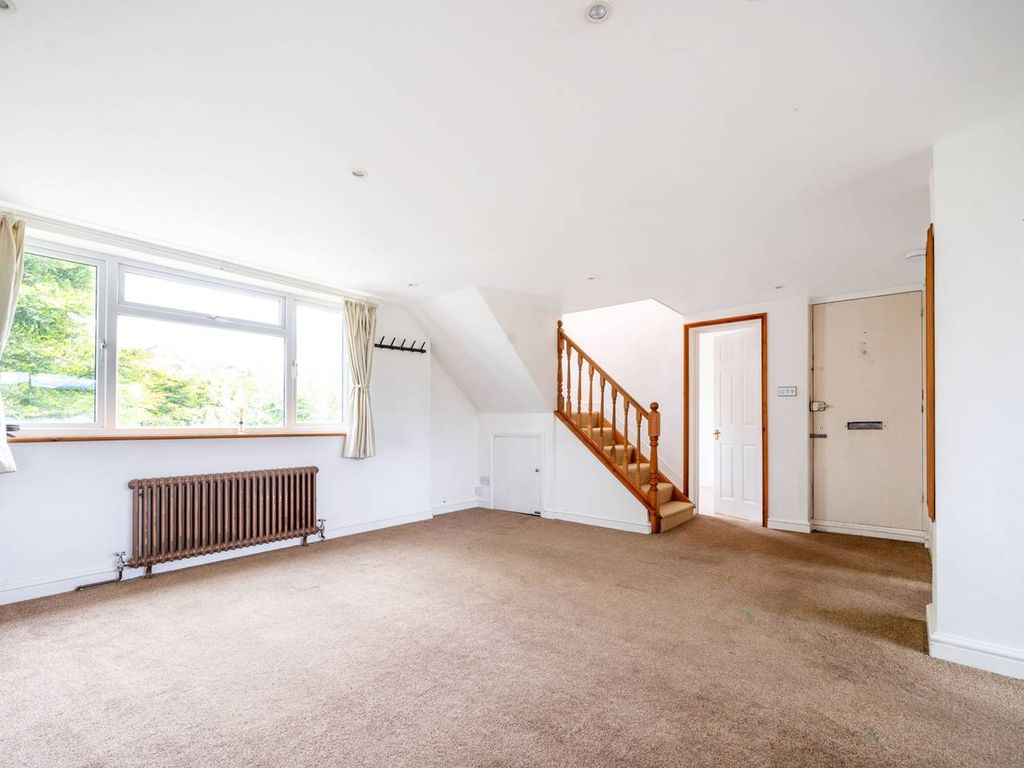 2 bed flat for sale in Arethusa Way, Bisley, Woking GU24 Zoopla