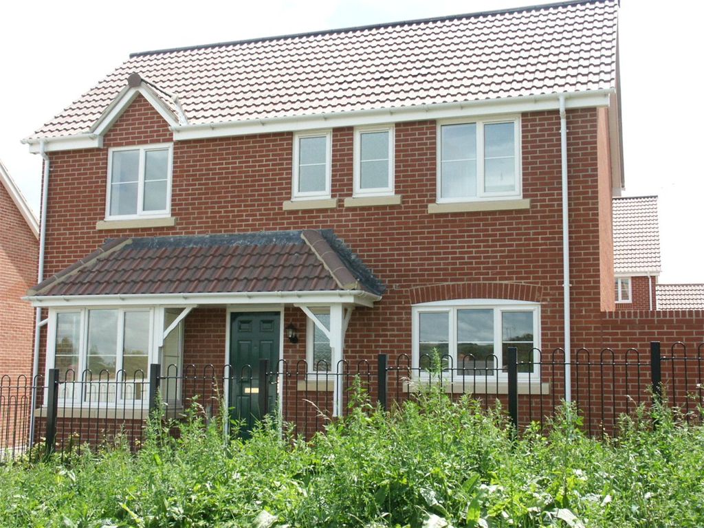 3 bed detached house to rent in Smiths Close, Pewsey, Wiltshire SN9
