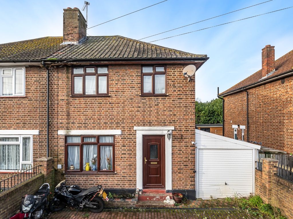 3 bed semidetached house for sale in Glenmore Road, Welling, Kent DA16