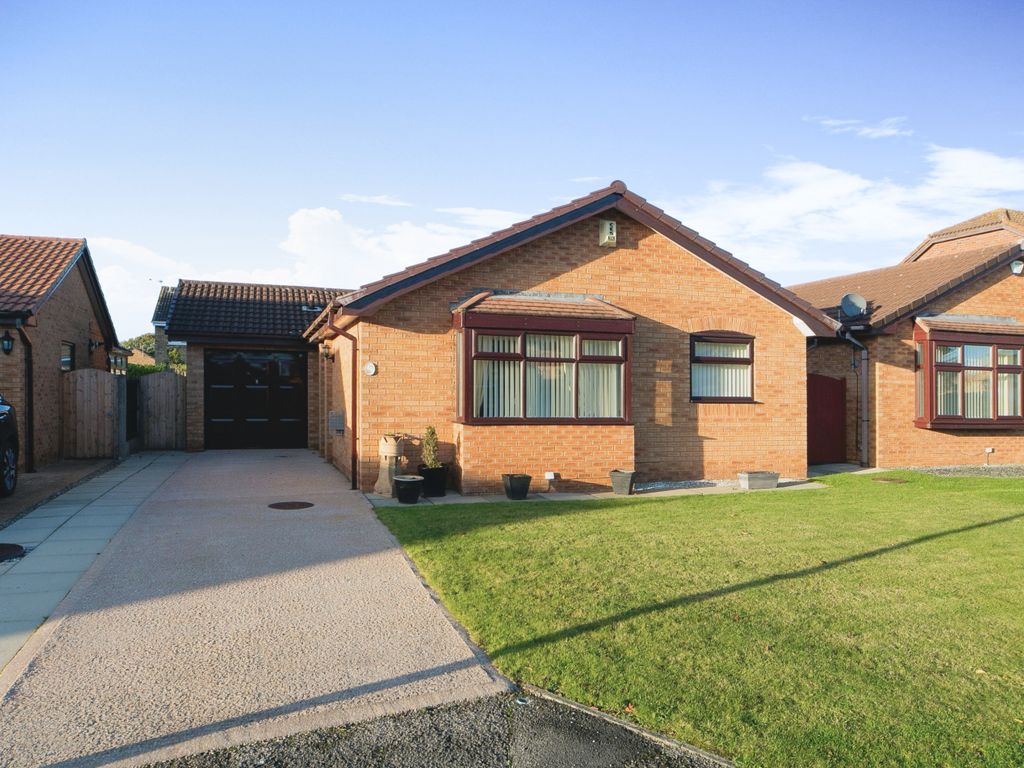 3 bed bungalow for sale in Melrose Drive, Great Sutton, Ellesmere Port