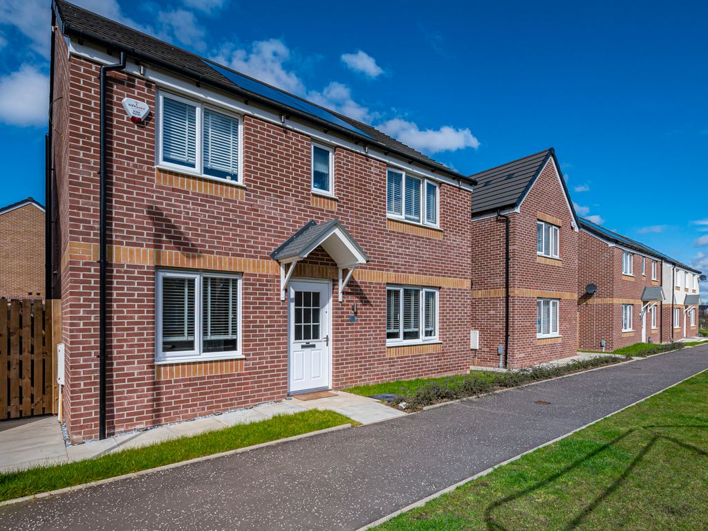 4 bed property for sale in 8 Patterton Range Way, Darnley, Glasgow G53