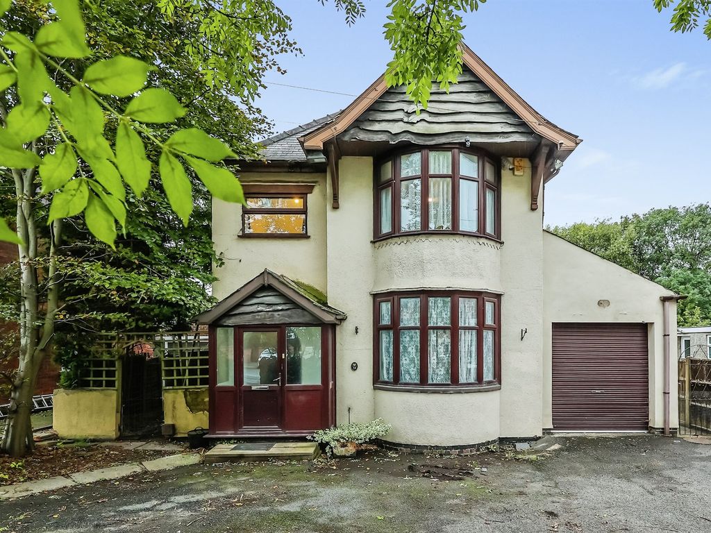 4 bed detached house for sale in Station Road, Langley Mill, Nottingham