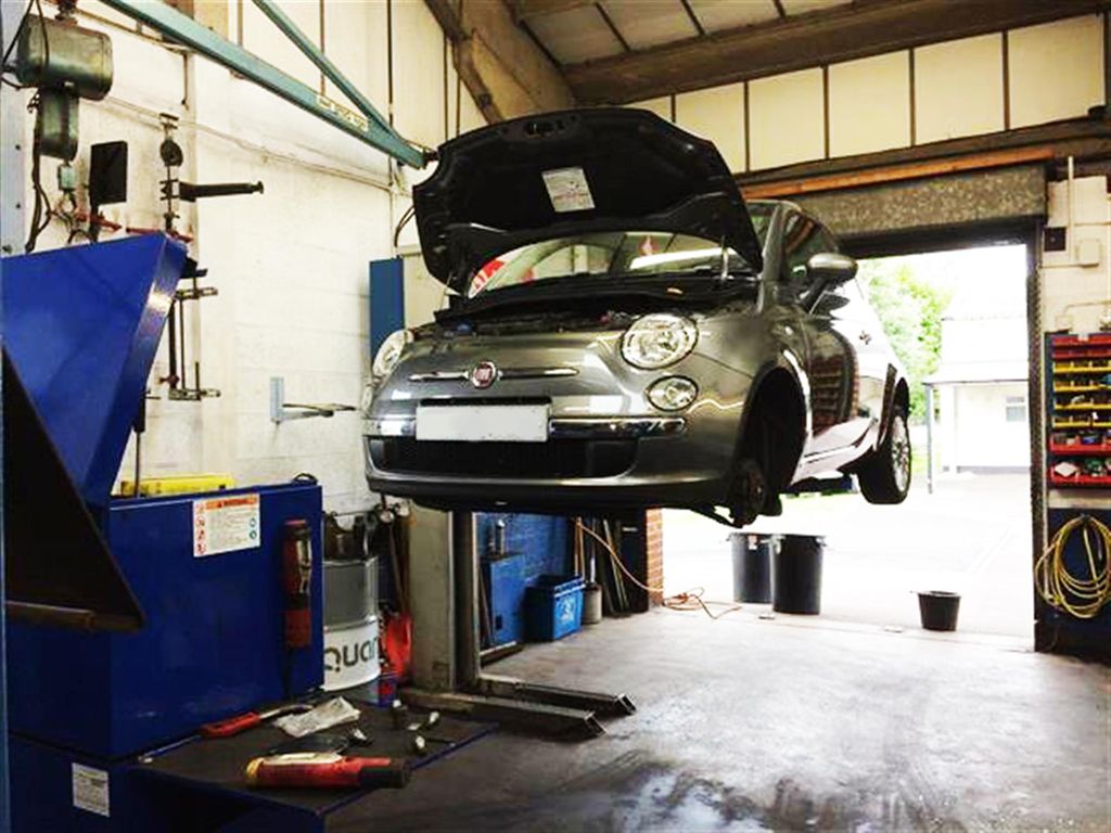 Service amp Repair Garage S41, Derbyshire