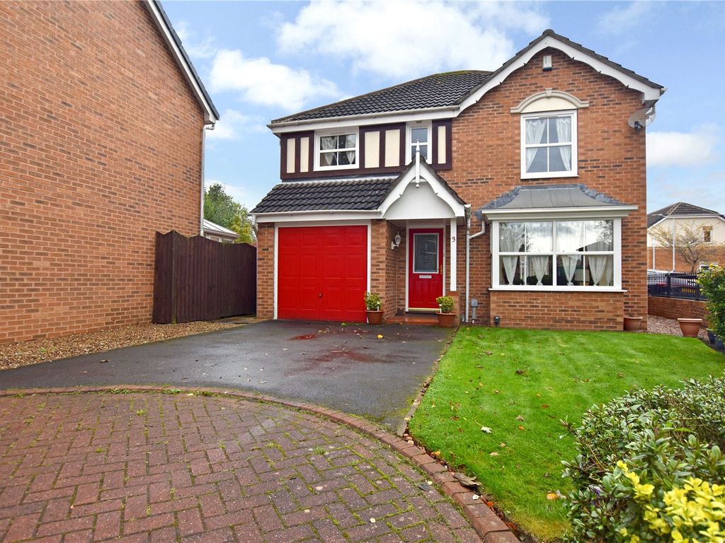 4 bed detached house for sale in Flossmore Way, Gildersome, Morley, Leeds LS27, £360,000 Zoopla