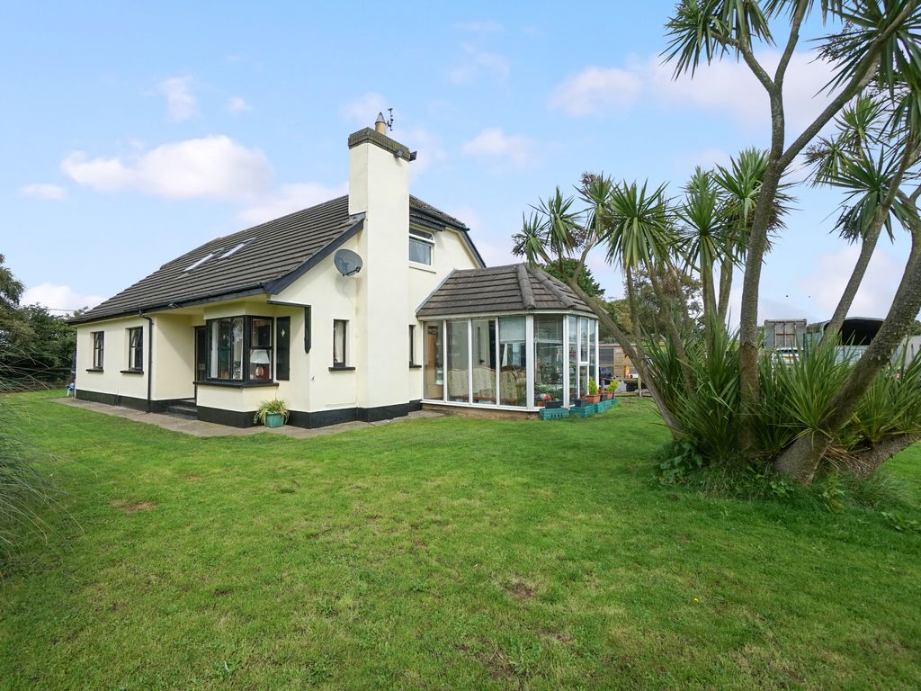 4 bed equestrian property for sale in Abbey Road, Millisle BT22 Zoopla