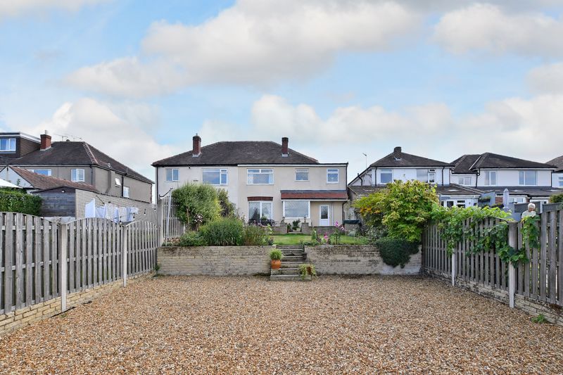 4 bed semidetached house for sale in Westwick Road, Greenhill