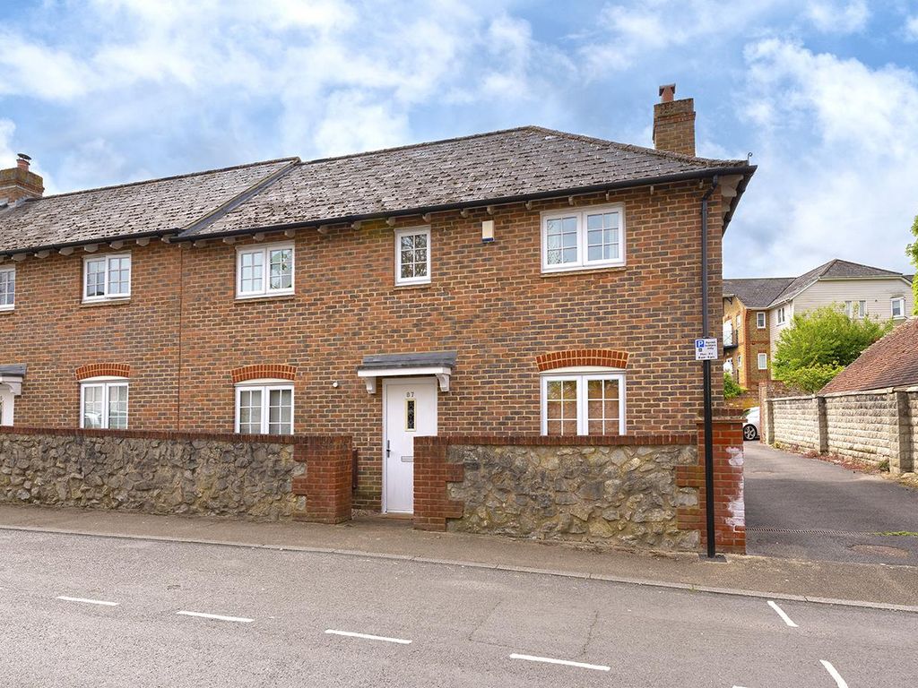 3 bed end terrace house for sale in Mill Street, East Malling, West