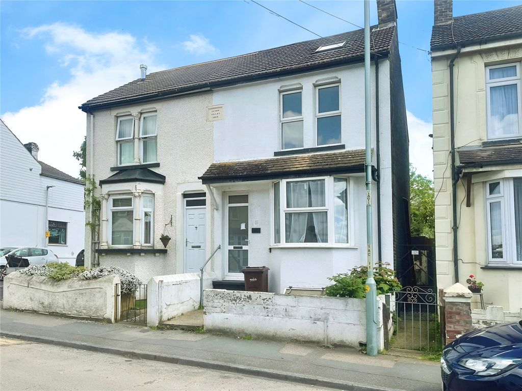 4 bed semidetached house for sale in Ingram Road, Gillingham, Kent ME7, £320,000 Zoopla