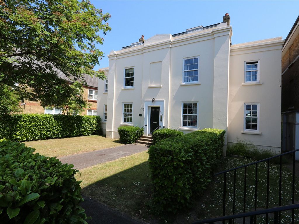 1 bed flat for sale in Lysander Gardens, Surbiton KT6 Zoopla