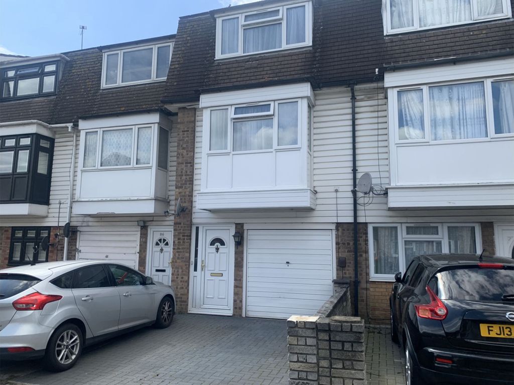 3 bed terraced house for sale in Atkinson Road, London E16, £500,000