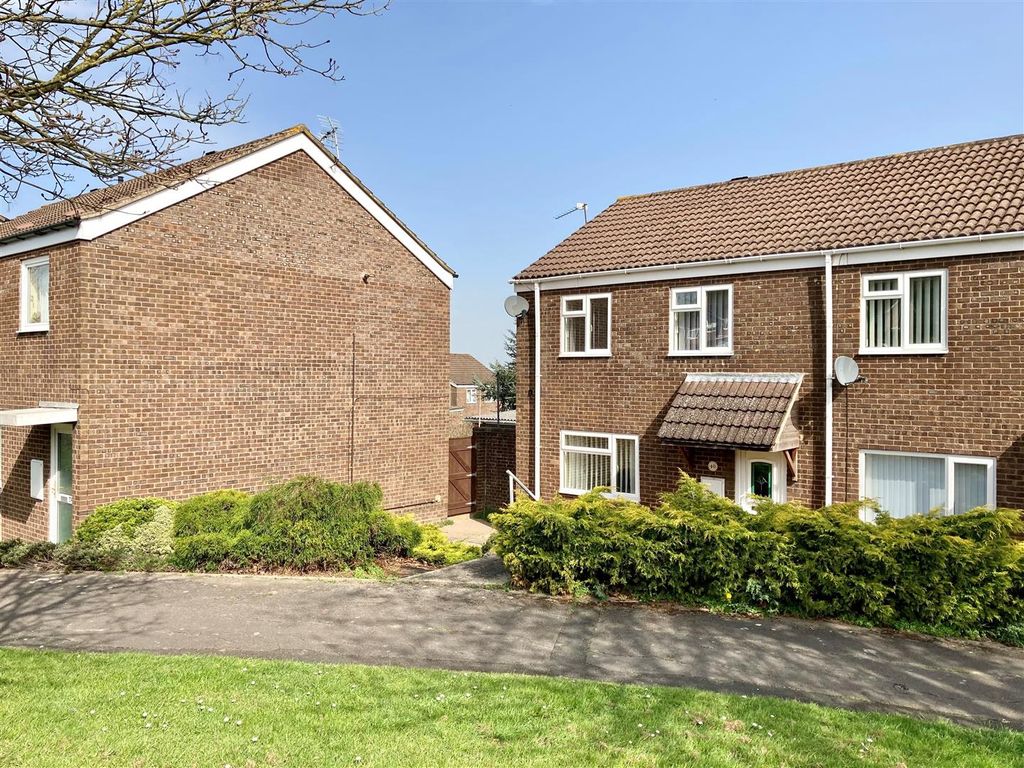 2 bed property for sale in Woodruff Close, Matson, Gloucester GL4 Zoopla